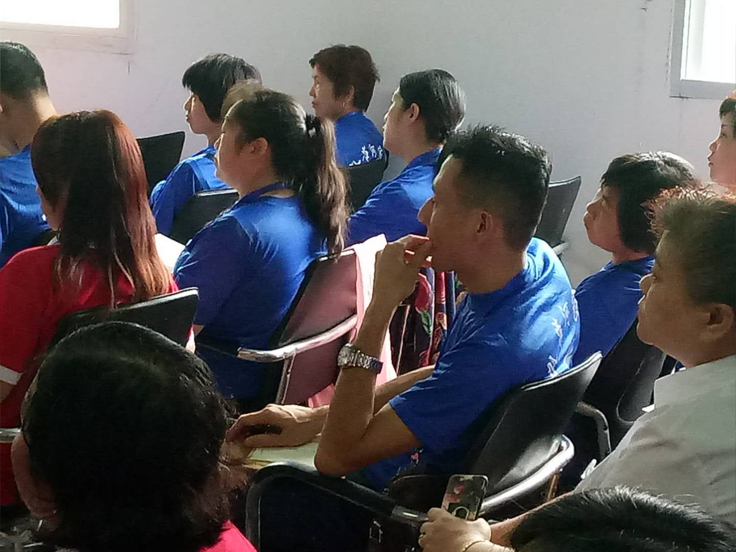 ץ��Ӗ(x��n)��(qi��ng)��(n��i)������ȸ�ӱ�ķ��ɩˎ�Ŏ���Ӗ(x��n)����M(j��n)����