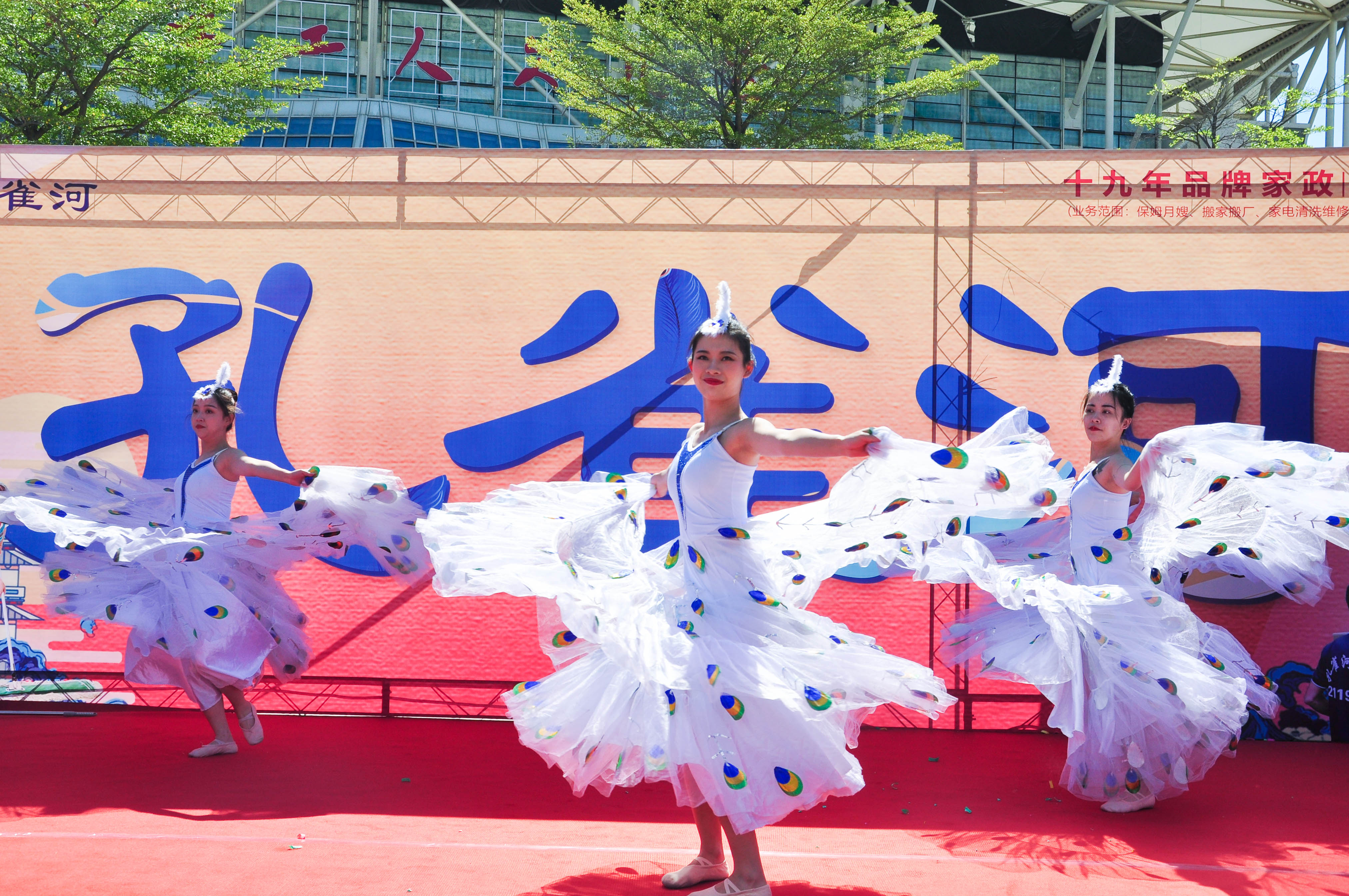 �g��Ц�Z��һ�ã�ʮ�˰���ˇ�R�ψ�������ȸ�������B�T�е����ü�����(ji��)